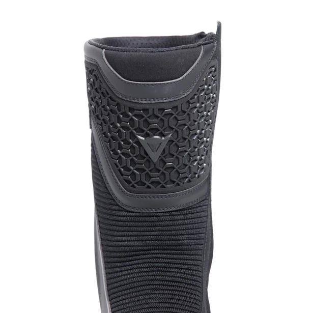 Dainese Freeland 2 Gore-Tex Boots - Black - Image 4