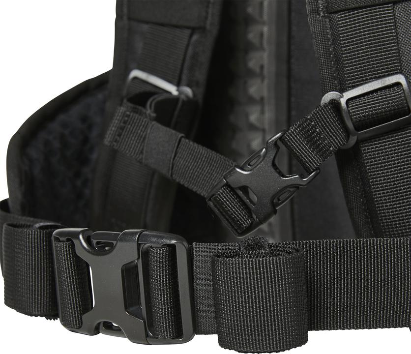 Fox 10L Utility Hydration Pack - Black - Image 2