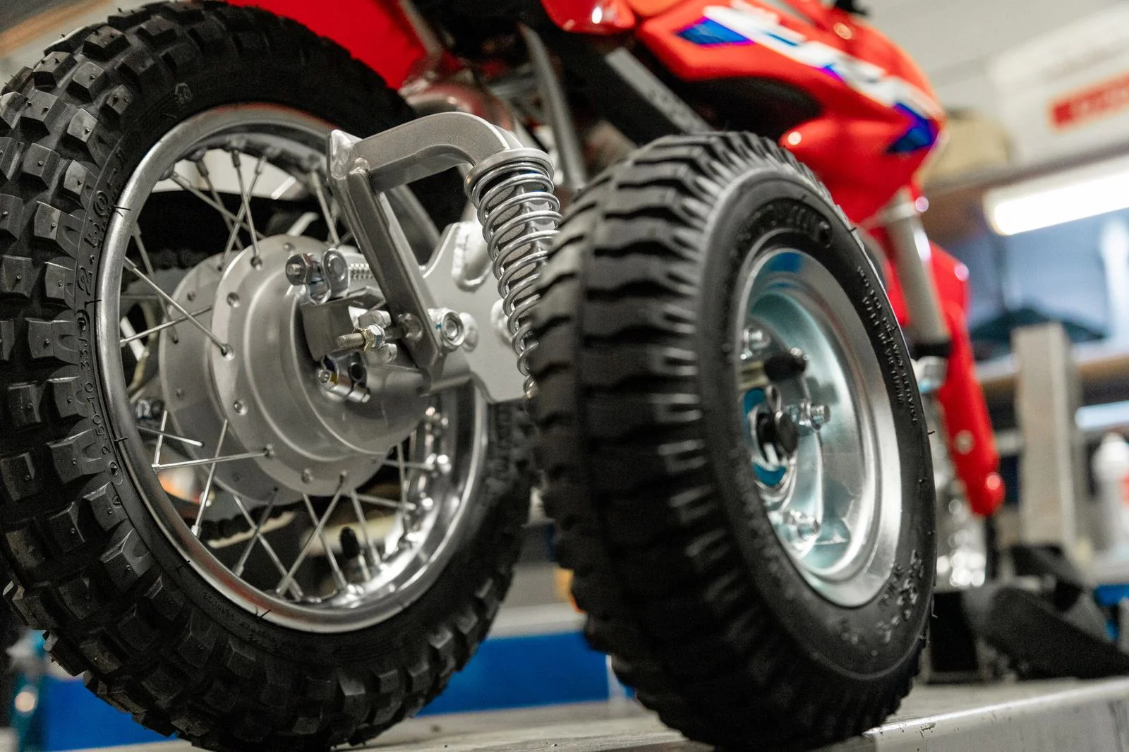 Mini Moto Rear Mount Training Wheels With Suspension - TTR50/CRF50/DR-Z - Image 5