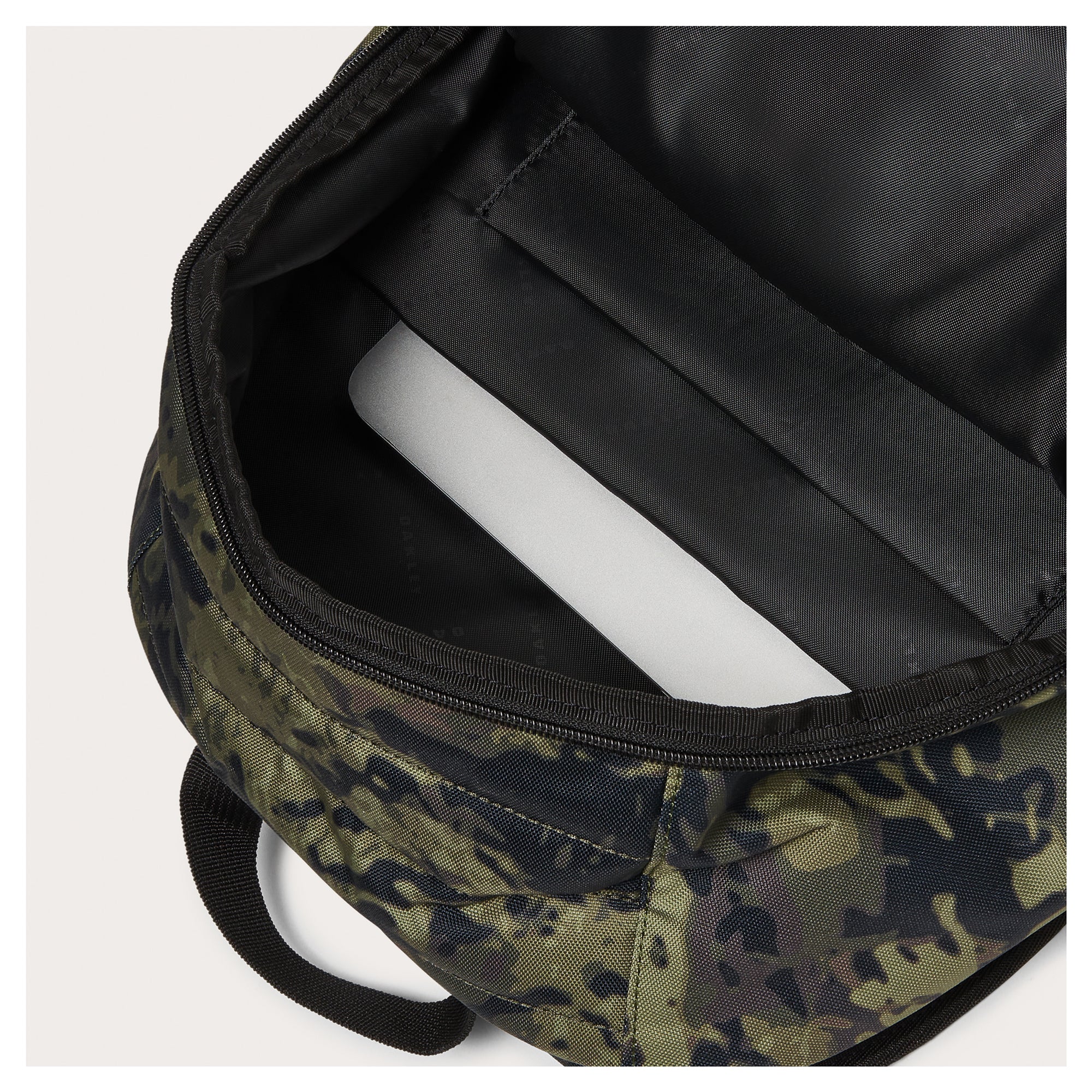 Oakley Enduro 25Lt 4.0 Backpack - Tiger Camo Green - Image 2