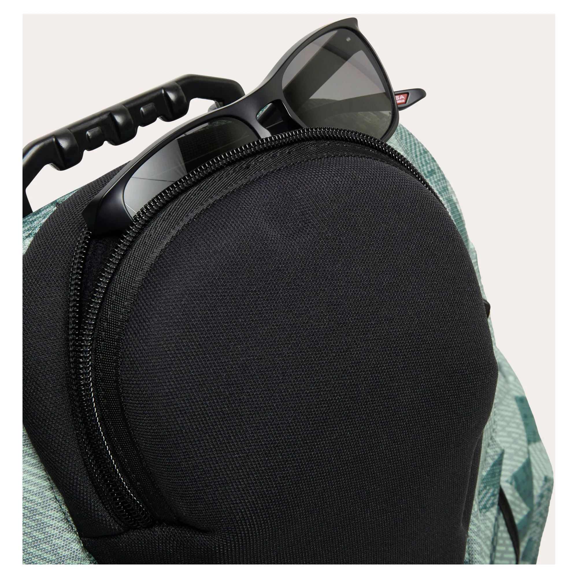 Oakley Kitchen Sink Backpack - Camo Green - Image 4
