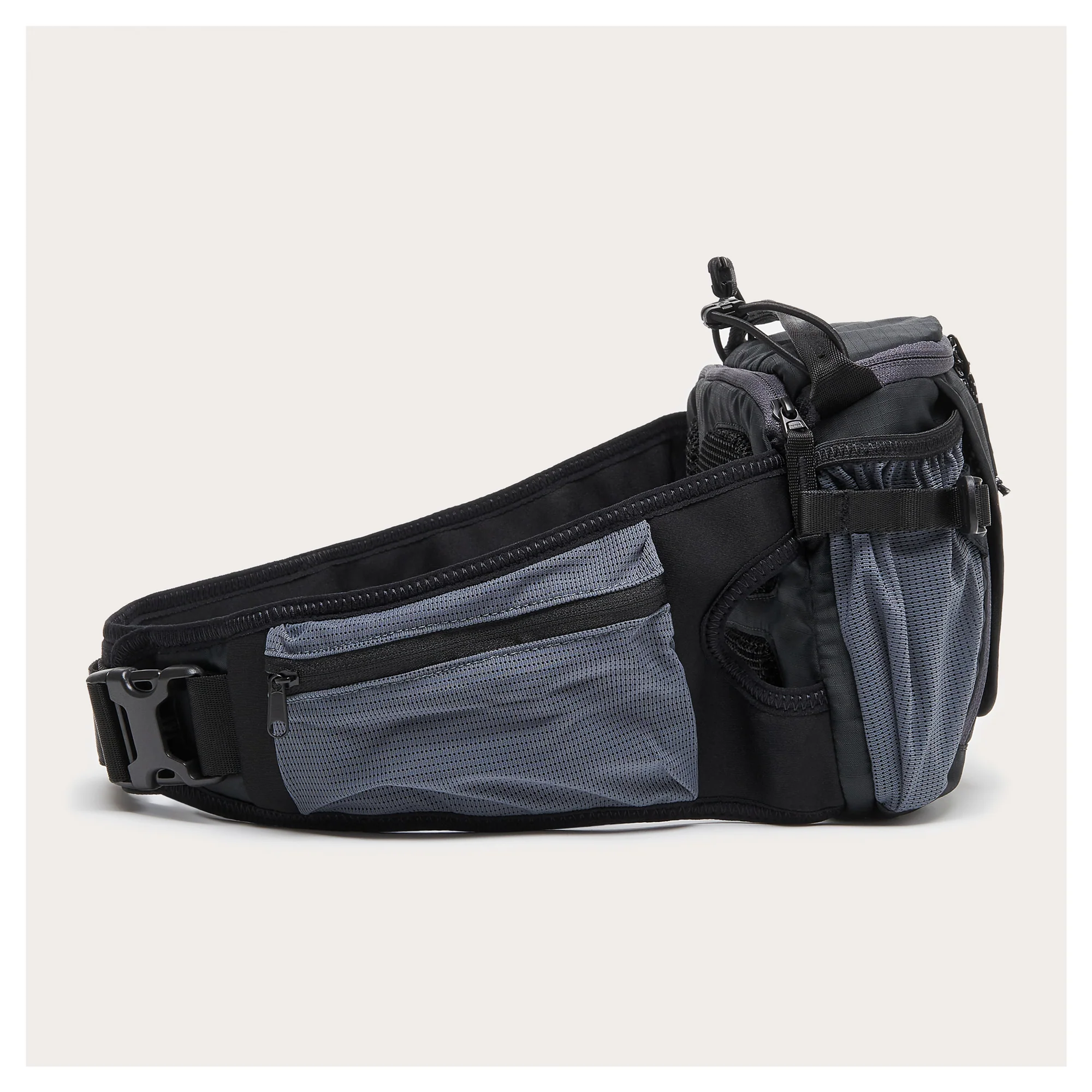 Oakley Seeker Traverse RC Hip Pack - Blackout - Image 3
