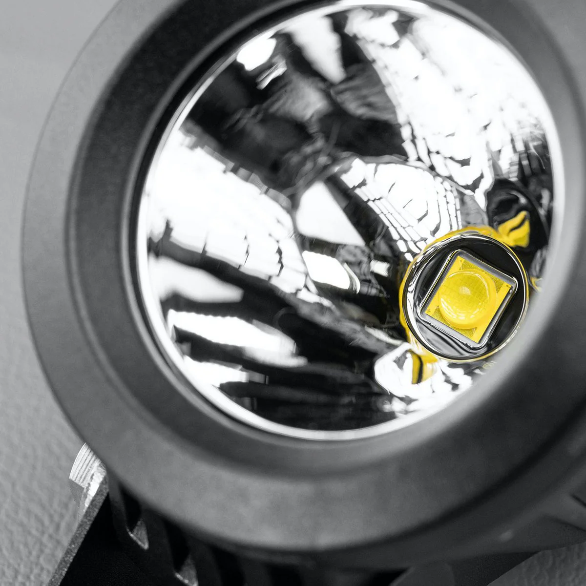 Stedi MCX25 Spot Motorcycle LED Driving Light - Image 2